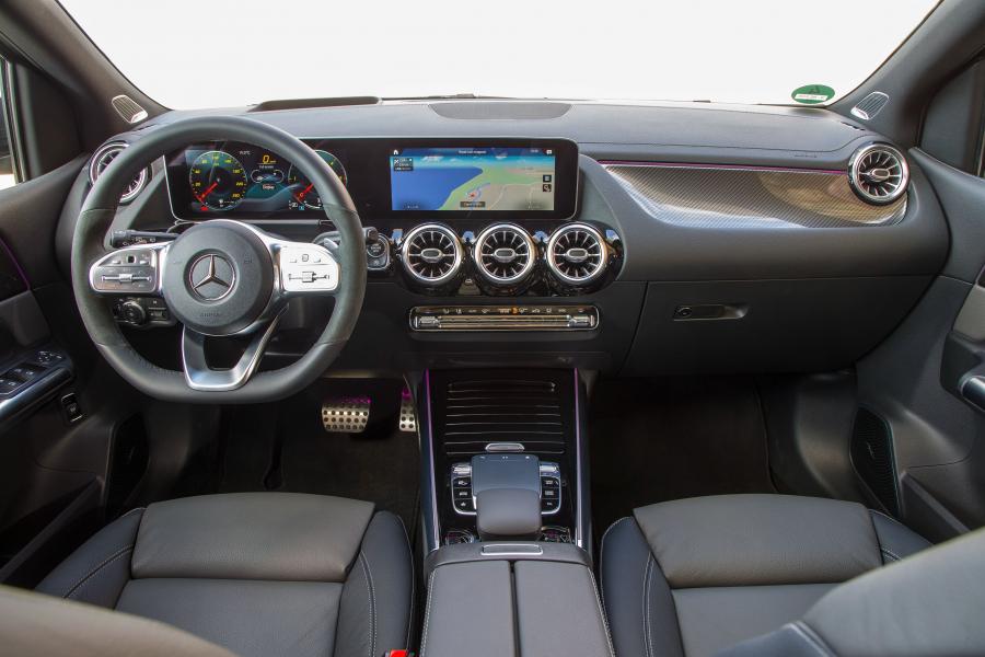 Торпедо Mercedes-Benz B200 d AMG Line (W247) 2019 года  (фото 26 из 61)
